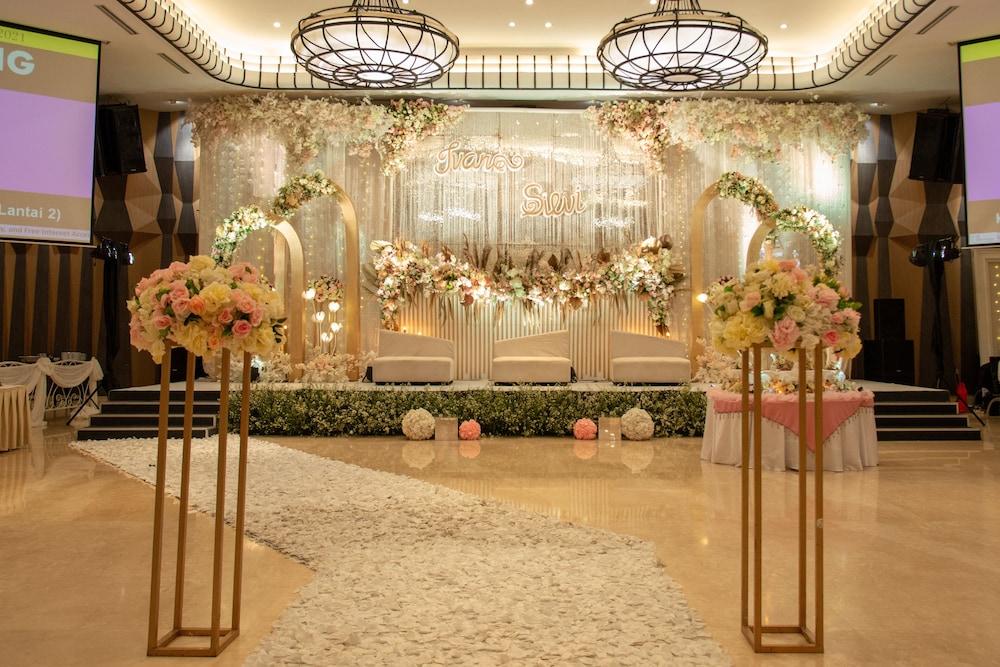 Hotel Orchardz Bandara Tangerang